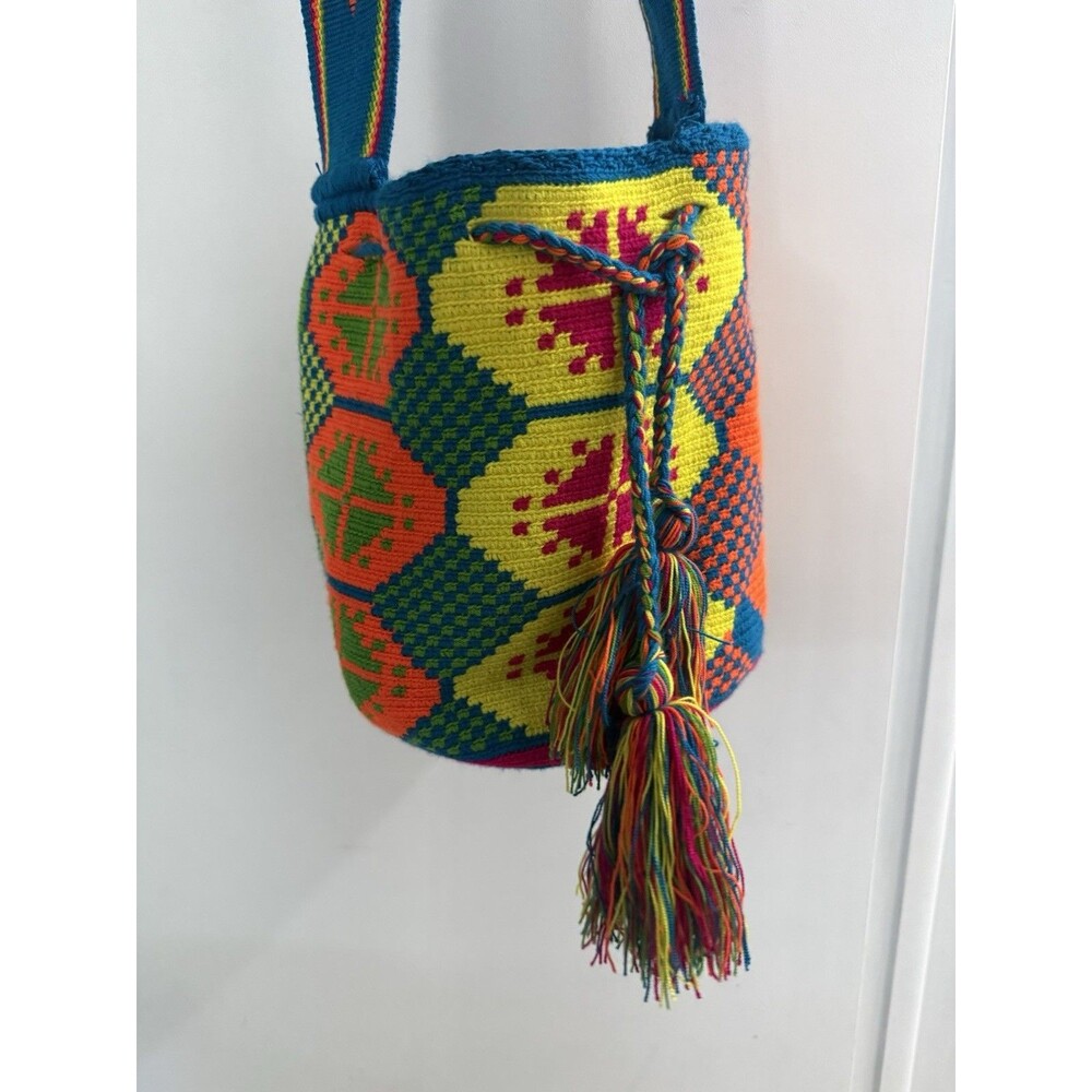 WAYUU MOCHILA Colombian Woven Bag Womens Neon Geo Crochet Tassel Boho Medium